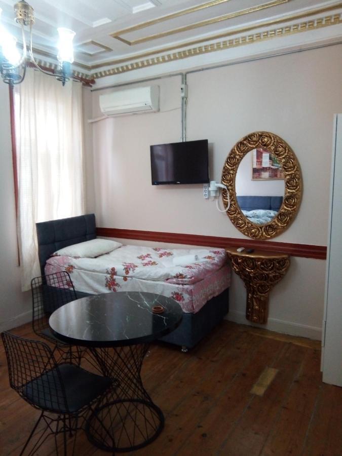 Mr Damien Aparthotel Istanbul Bagian luar foto